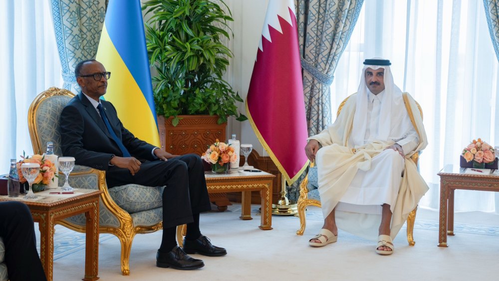 The two leaders discuss the continuous positive bilateral relations between Rwanda and Qatar and partnership in key sectors.