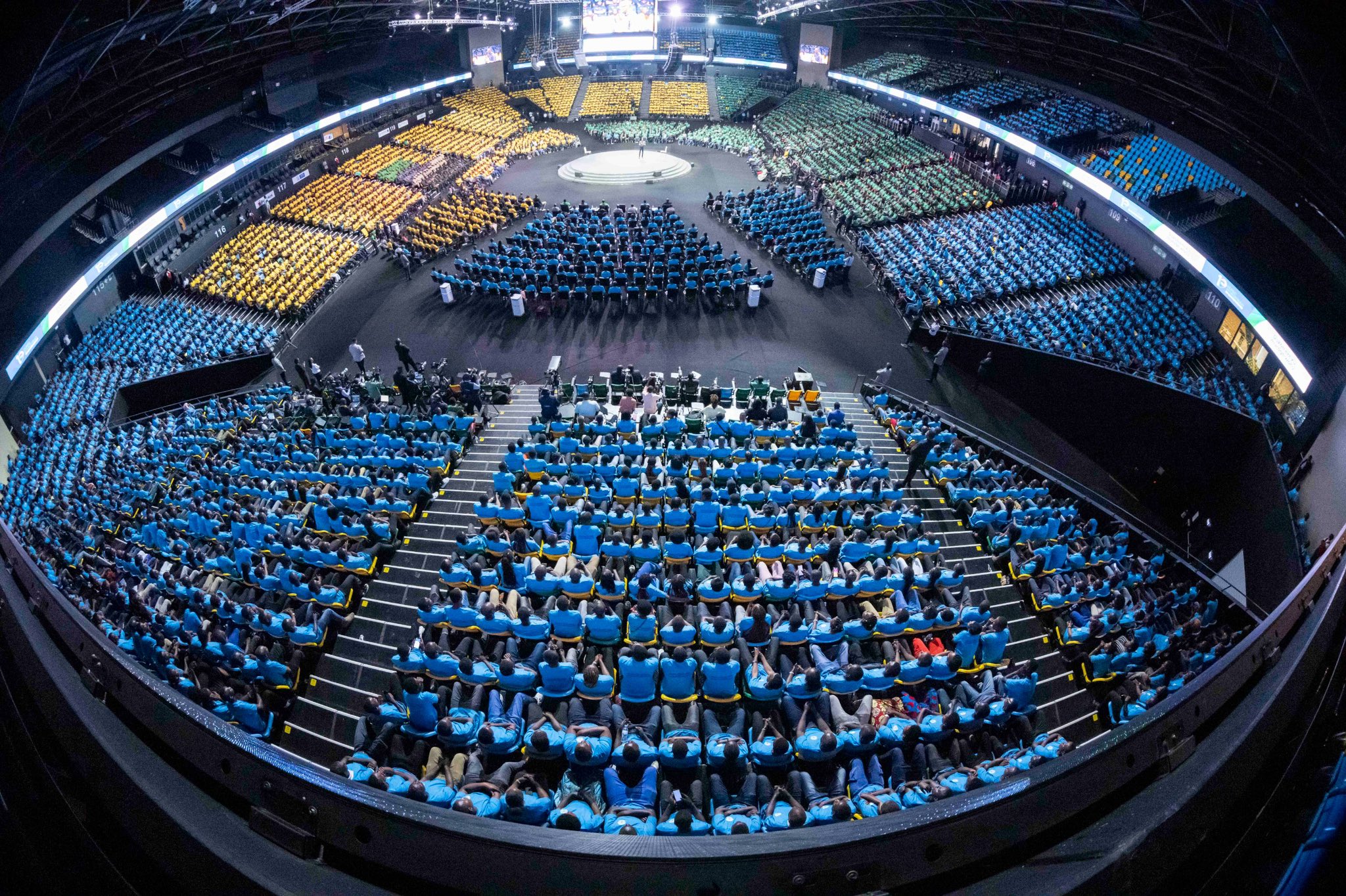 President Paul Kagame challenged youths to embrace collaboration for sustained economic and social development.