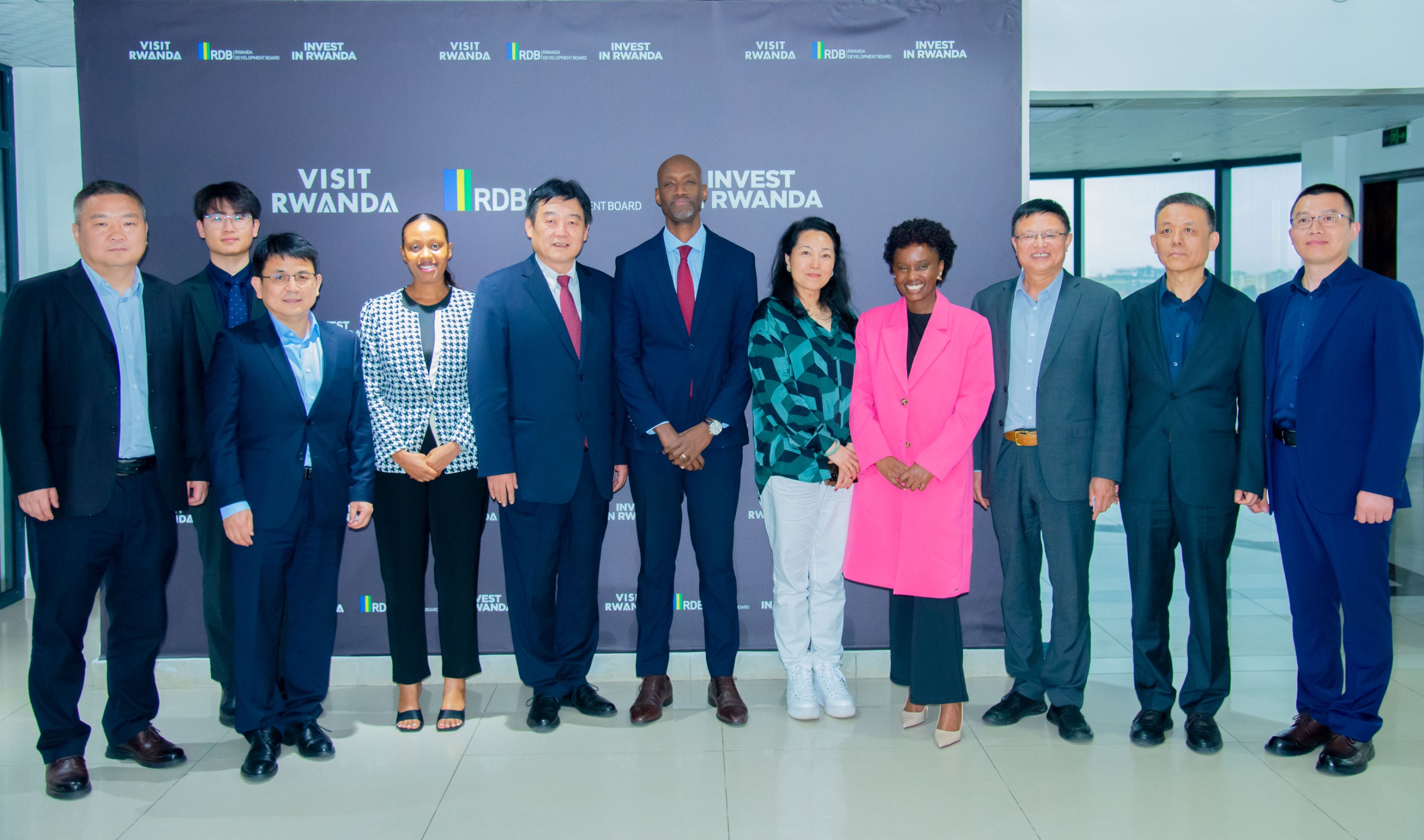 The agreement was sealed at the conclusion of a two-day visit by Chery’s Chairperson, Xu Hui, and his delegation on Saturday, April 12.
