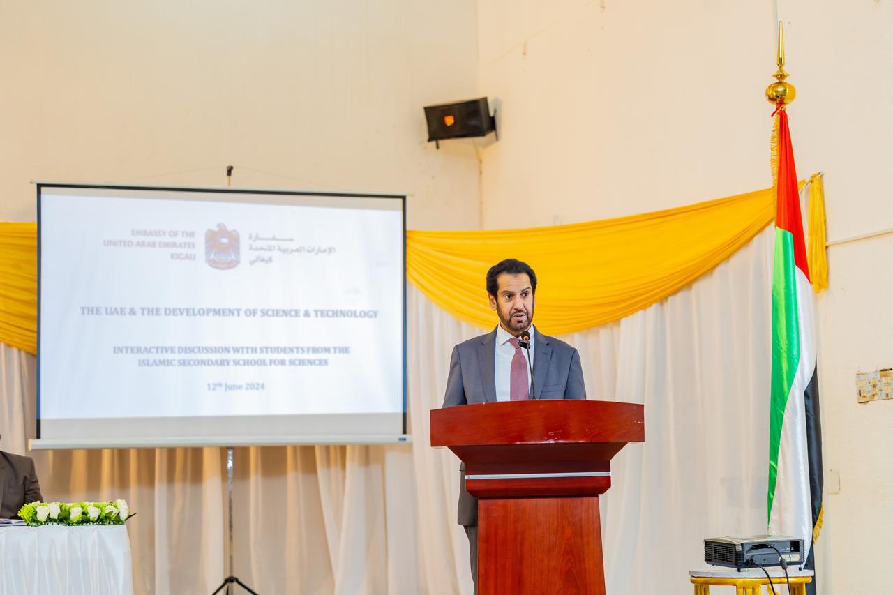 His Excellency Hazza Al Qahtani, the UAE Ambassador to Rwanda, addresses students and teachers at the Secondary School for Sciences at the Islamic Cultural Center in Kigali. 
