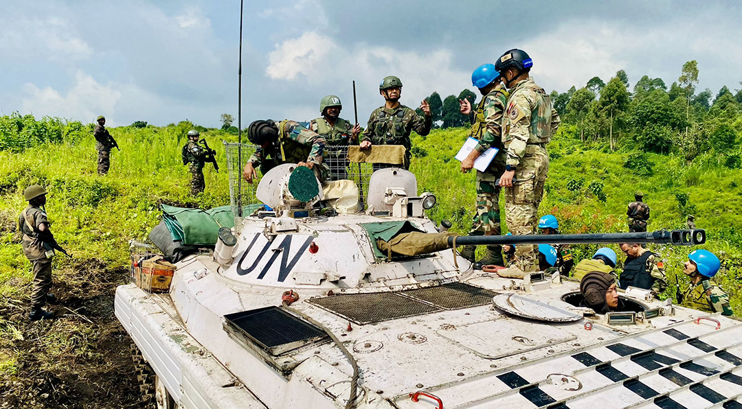 UN peacekeepers during a past operation in eastern DRC. Rwanda’s Minister of Foreign Affairs and International Cooperation, Olivier Nduhungirehe, has criticized MONUSCO for training Congolese army (FARDC) soldiers on drones and heavy weapons, calling it evidence of the mission’s longstanding ineffectiveness.