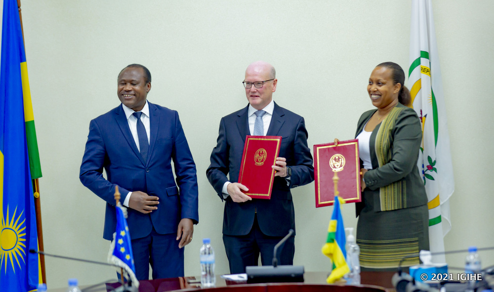 The credit line was signed on Tuesday 23rd November 2021. 