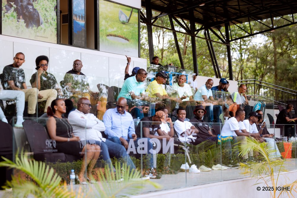 The final match attracted a large number of Tennis enthusiasts.