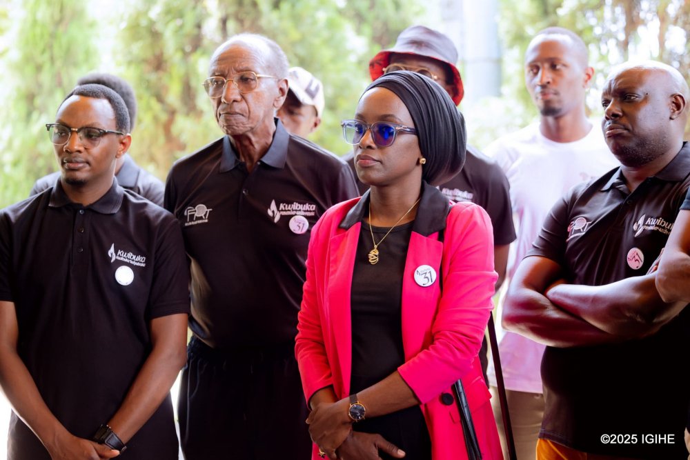 Umutoni Salama joined Tennis Tennis federation representatives during the event to honor Genocide victims.