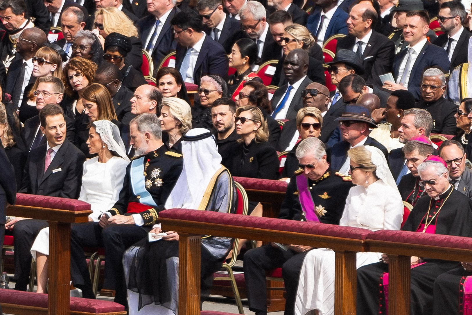 The Mass, steeped in centuries-old tradition, was attended by dignitaries, royalty, and worshippers from across the globe, including U.S. Vice-President JD Vance, Secretary of State Marco Rubio, Ukrainian President Volodymyr Zelensky, and Peru’s President Dina Boluarte