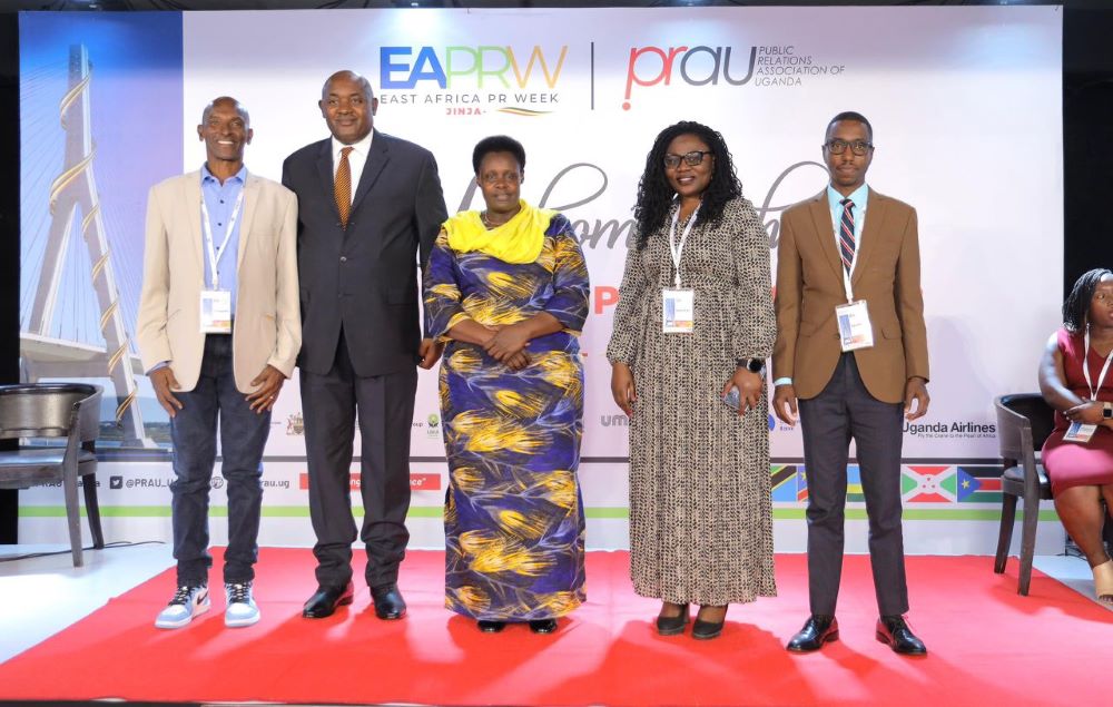 Group photo with the Vice President of Uganda (in the middle) at the official launch of EAPRW in Jinja, Uganda.