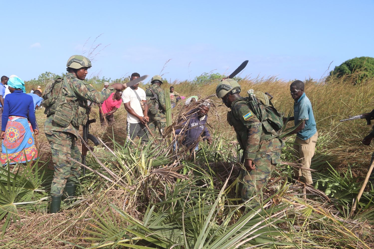 The community work activity marked an important step in efforts to restore normal life in the region, following years of instability caused by armed insurgents. 
