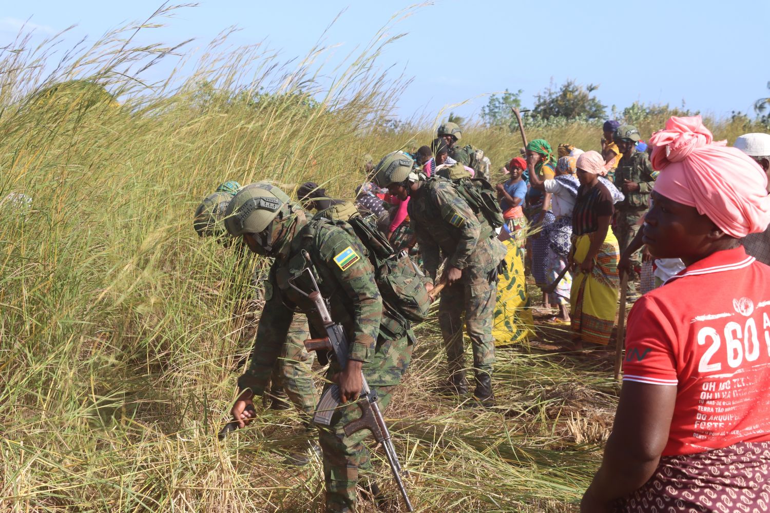 Rwanda first deployed a joint force of Rwanda Defence Force (RDF) and Rwanda National Police to Cabo Delgado in July 2021, at the request of the Mozambican government. 