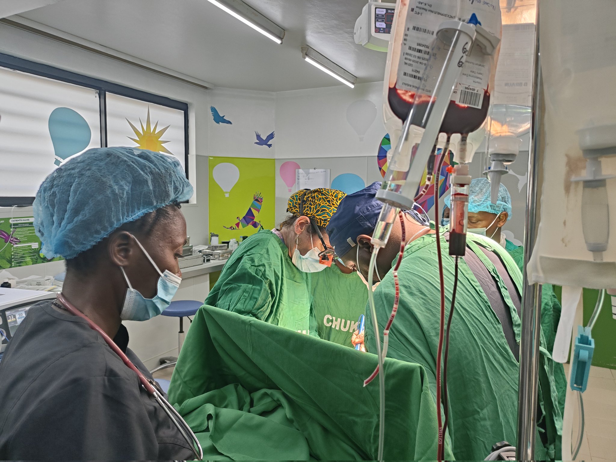 The complex procedure involved a team of around 20 medical professionals, including paediatric surgeons, paediatric oncologists, imaging experts, anaesthesiologists, and a collaborative team from the University of Michigan working with Rwandan doctors.