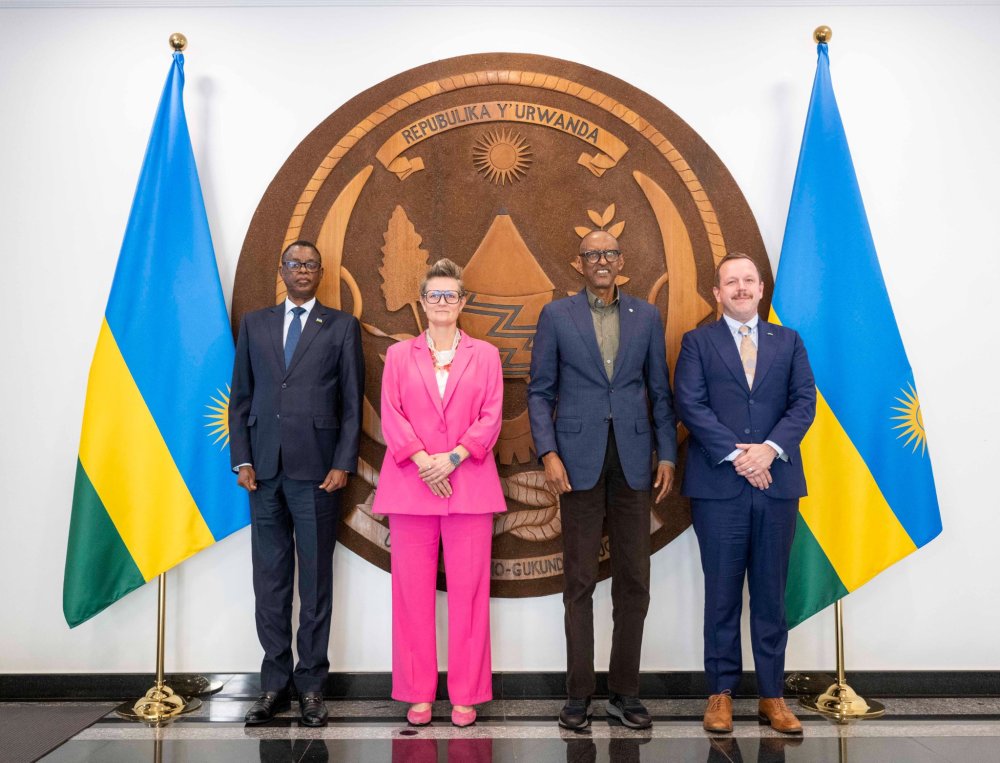 The Minister of State for Foreign Affairs in charge of Regional Cooperation Gen (Rtd) James Kabarebe was also at Urugwiro Village as President Kagame received outgoing ambassadors.