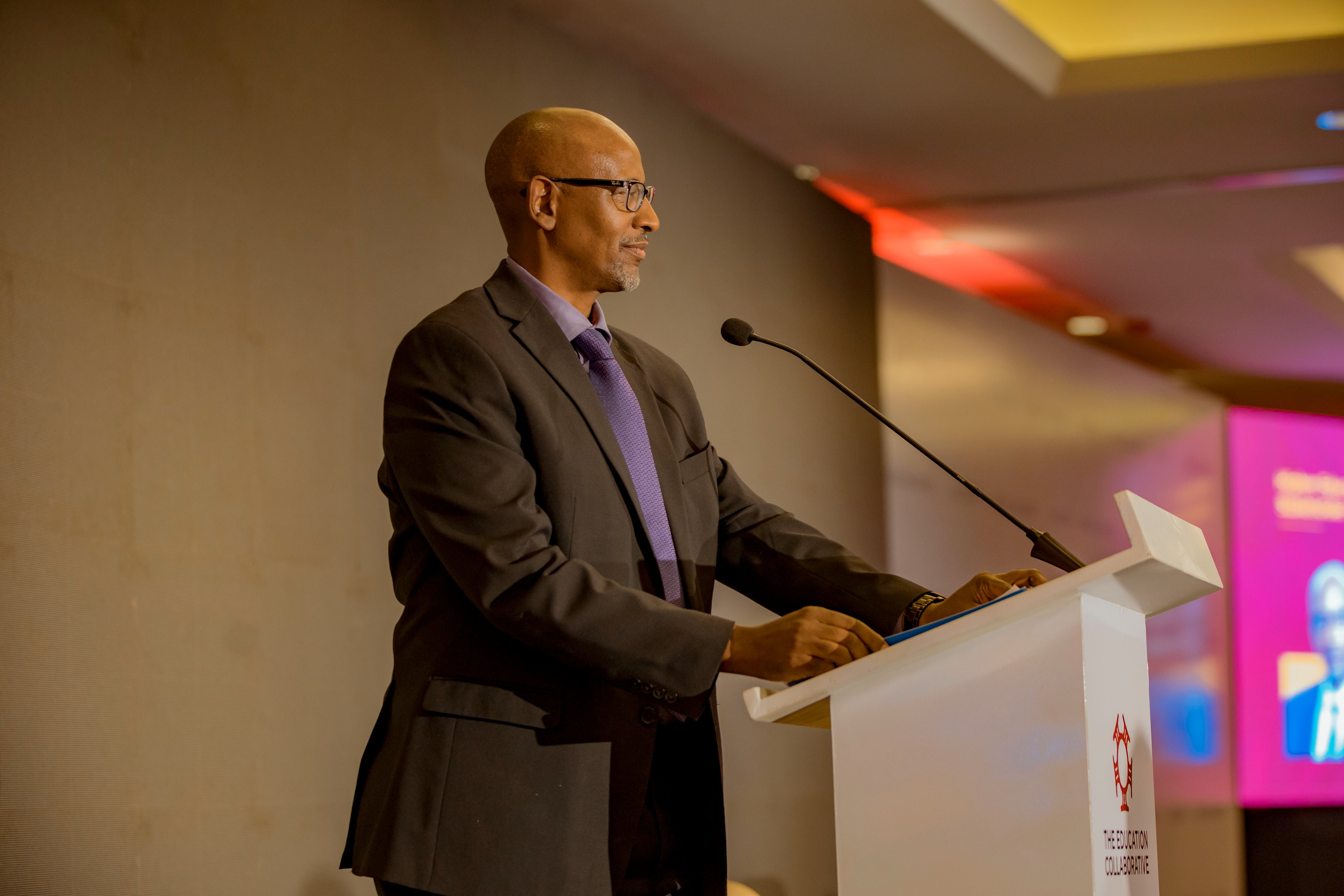  Rwandan Minister of Education Joseph Nsengimana addressing delegates while opening the forum.