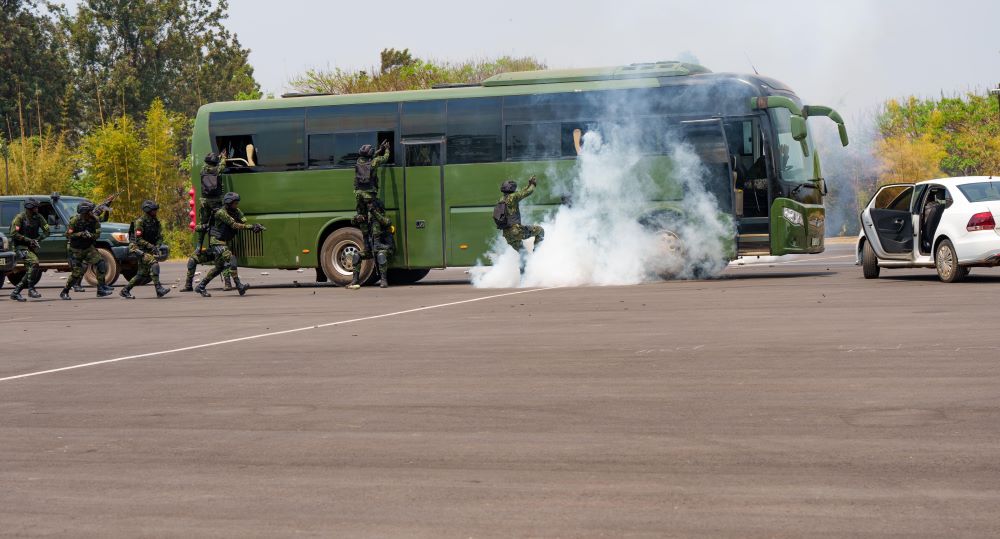 One hundred personnel from the Rwanda Defence Force (RDF) Military Police, on Wednesday, August 14, 2024, completed a six-week intensive training program focused on counter-terrorism, VIP protection, and anti-riots.