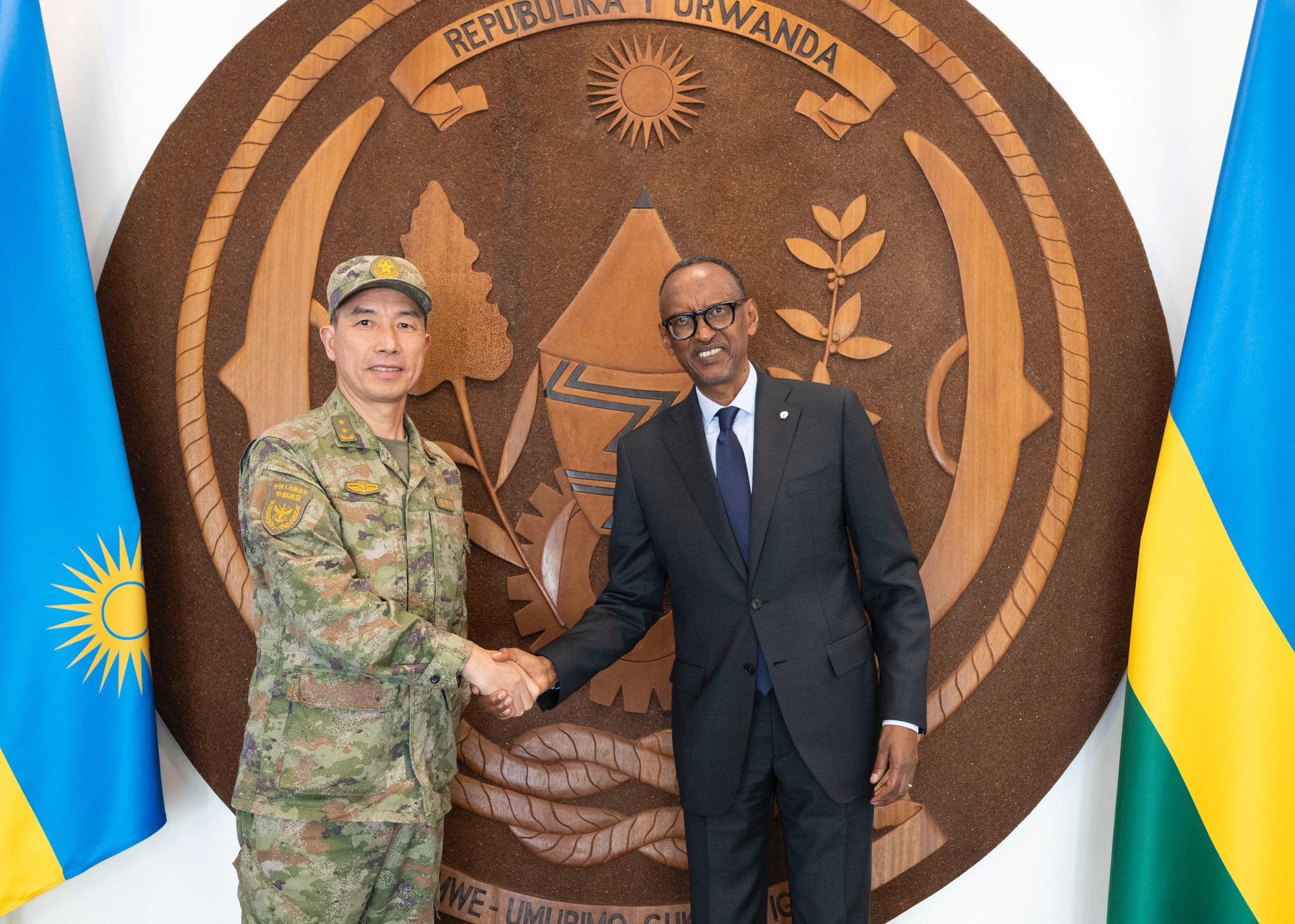 President Kagame also met with Lt. Gen. Huang Xucong, Deputy Commander and Chief of Staff of the Central Theater Command of the Chinese People’s Liberation Army. 