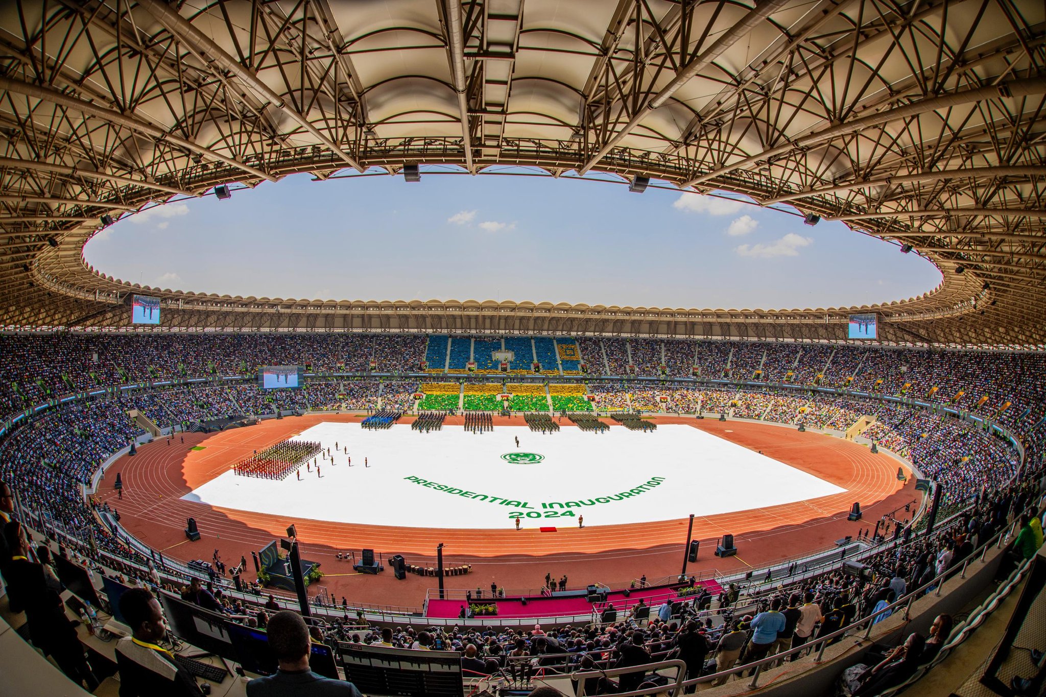 The visiting Heads of State were escorted to the state-of-the-art Amahoro Stadium, where they joined thousands of ecstatic citizens gathered at the newly refurbished facility to witness the swearing-in of their Head of State.