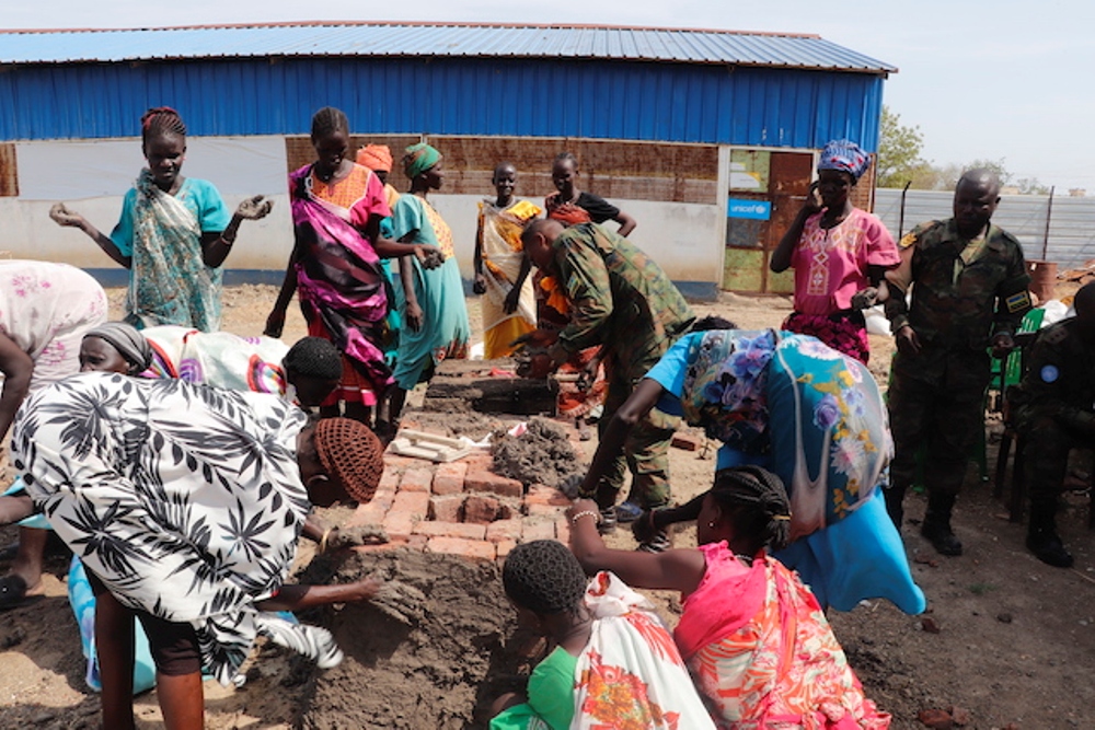 Local citizens in South Sudan have lauded Rwandan peacekeepers for working closely with them while executing their duties as assigned by the UN.