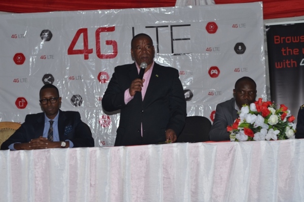 The Governor of Northern Province, Bosenibamwe Aimé(in the middle)