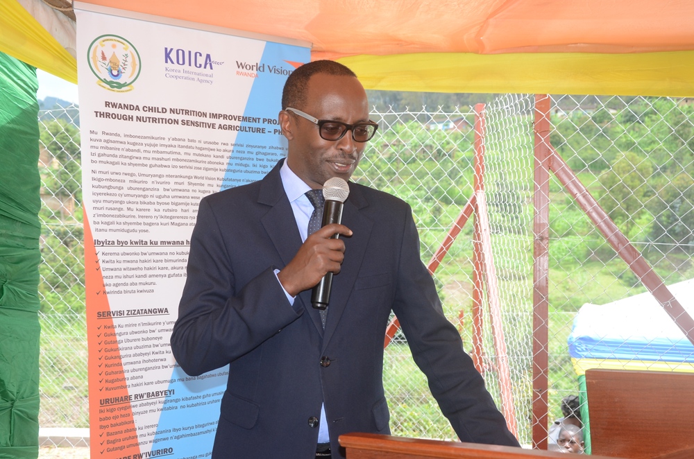 Western Province Governor Alphonse Munyentwari