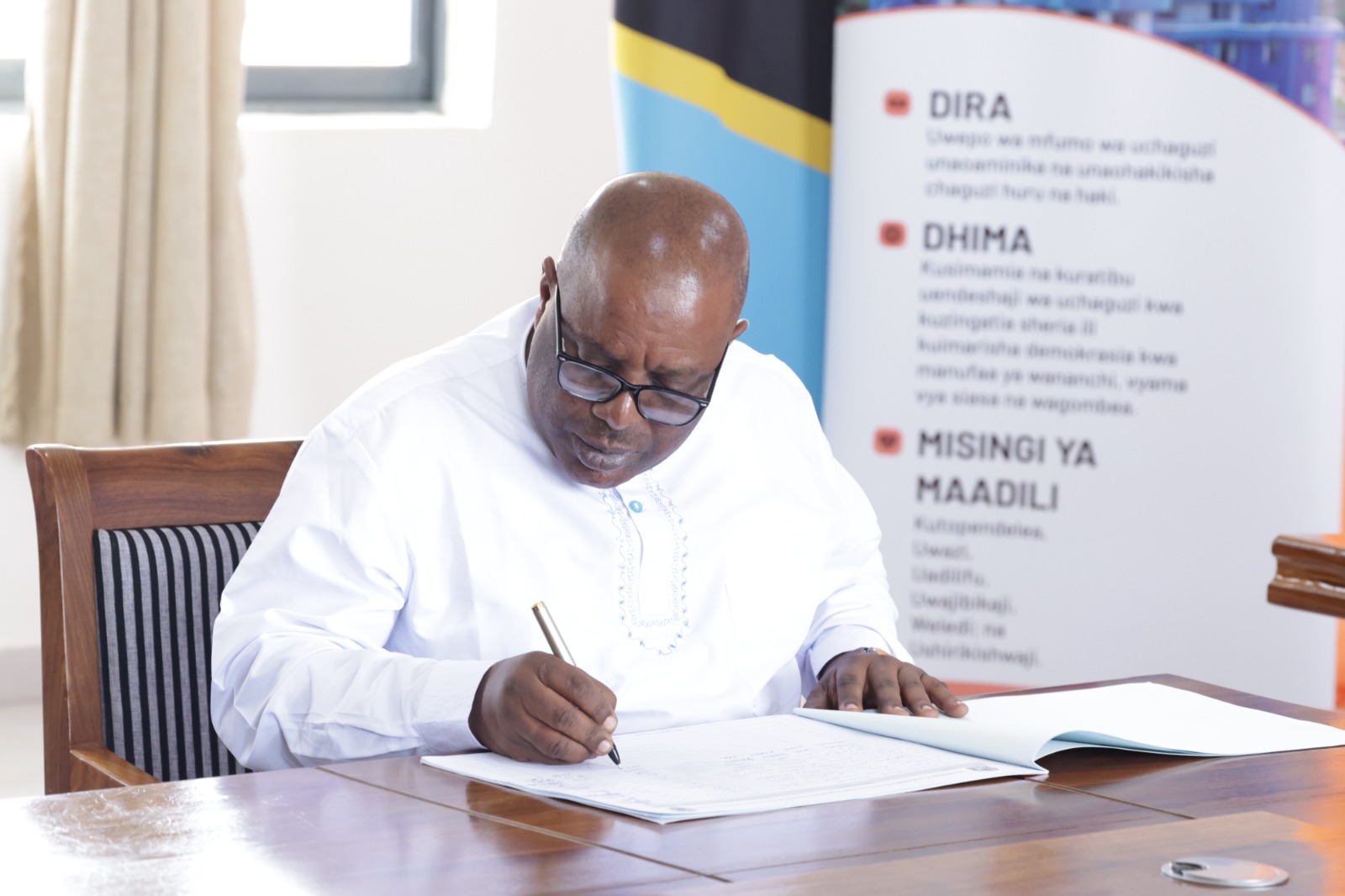 Haji Ambar Khamis has put forth a core campaign pledge focused on major political change.