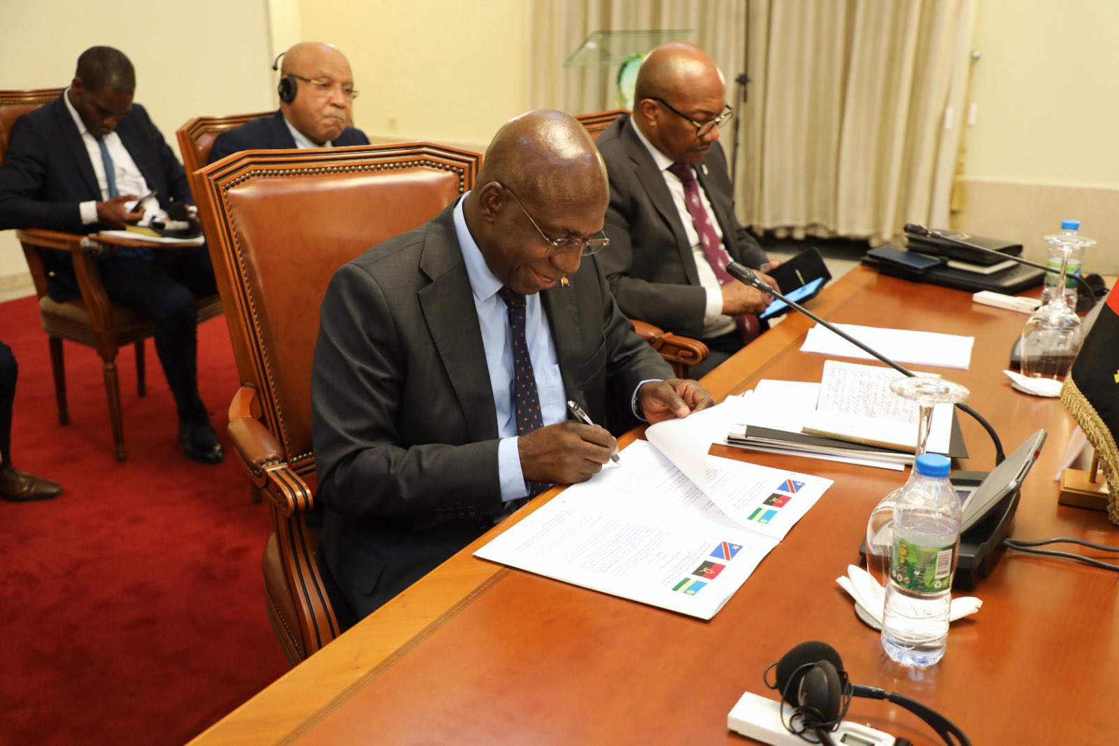 The resolutions were signed on Saturday, October 13, 2024, during the Fifth Meeting held in Luanda, Angola, a country tasked with mediating and easing the tensions that have persisted between Rwanda and the DRC.