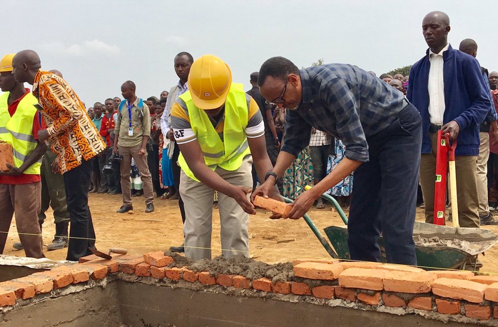 President Kagame participating in building Kabarore school in Gatsibo district.