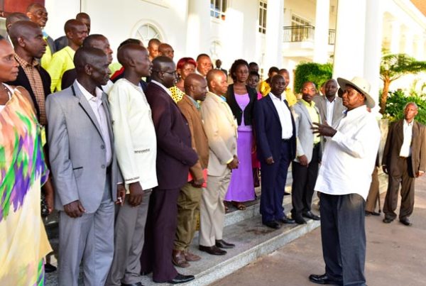 President Museveni meets representatives of the different tribes in Kasese District at State House, Entebbe on Thursday.