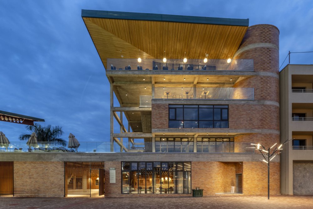 Developed by NBA Champion and philanthropist Masai Ujiri’s Zaria Group, Zaria Court Kigali represents a $25 million investment and a major addition to Rwanda’s sports and entertainment landscape.