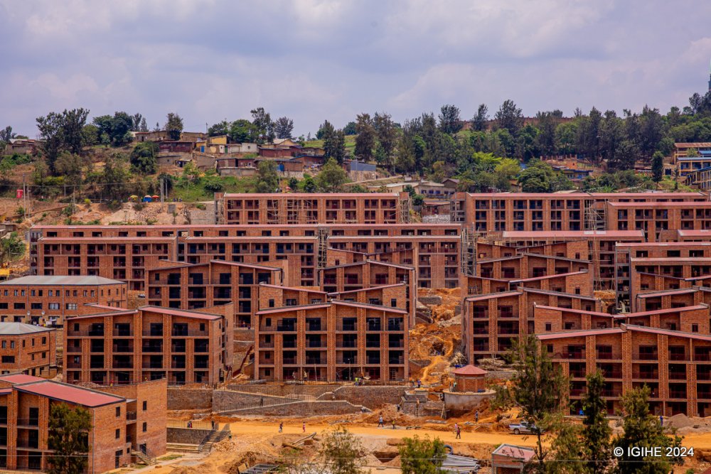 This photo shows Mpazi modern village housing residents relocated from disaster-prone areas.