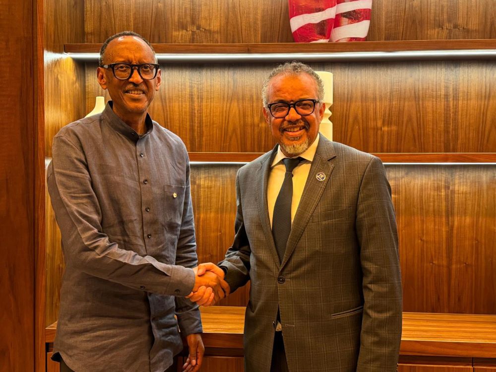 President Paul Kagame (left) has held a conversation with the Director-General of the World Health Organization (WHO), Dr. Tedros Adhanom Ghebreyesus (right).