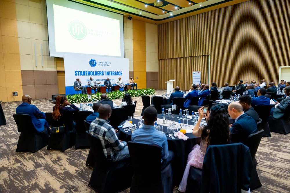 The panel delved into the collective responsibility towards the development of the University of Rwanda.