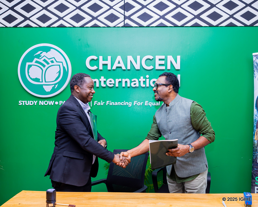 Ross Nathan, the CEO of Chancen International and Fr. Prof. Fidèle Dushimimana, the Vice-Chancellor of ICK after signing the cooperation agreement. 