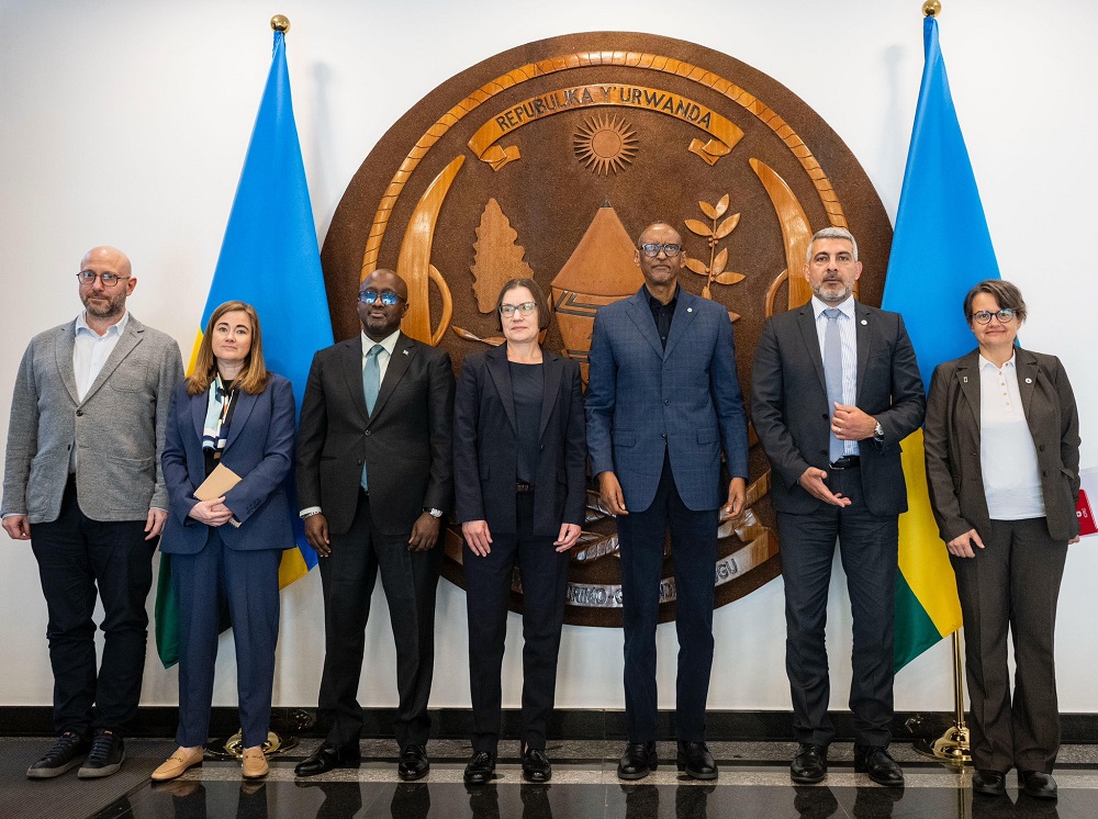 Rwanda's Minister of Foreign Affairs, Olivier Nduhungirehe took part in the discussions between President Kagame and ICRC delegation.  