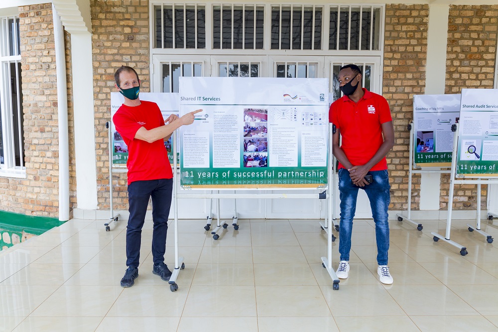 AMIR will thus be authorized to offer these business simulations to its members and beneficiaries even after the partnership ends.