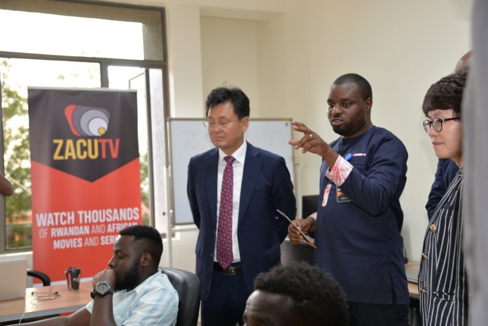 It has equipment designed to provide high quality training to individuals seeking to enhance their skills in multimedia