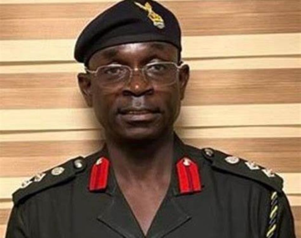 Colonel Isaac Amponsah, the personal bodyguard and Aide-de-Camp to Ghanaian President Nana Addo Dankwa Akufo-Addo, collapsed on Friday, January 3, 2025.