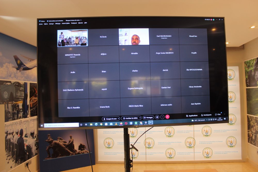 The event took place in a hybrid format.  