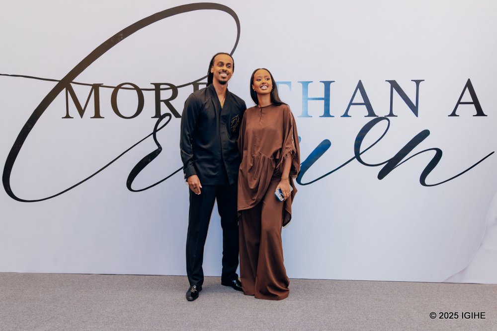 Miss Nishimwe Naomie and her husband, Michael Tesfay, kicked off the event by taking a commemorative photo.