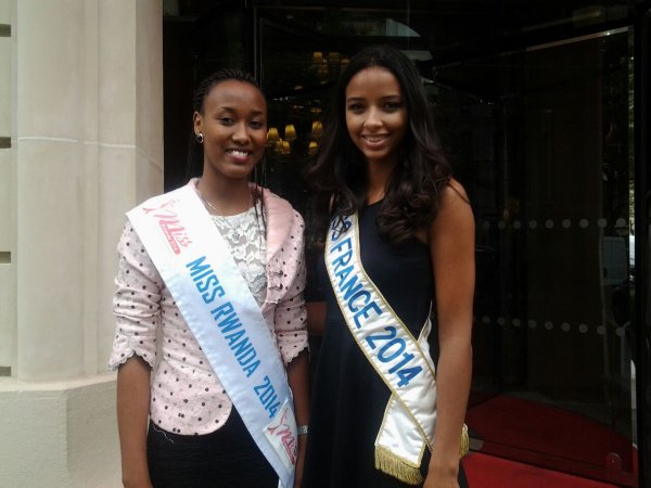Miss Rwanda 2014, Akiwacu Colombe met Miss France 2014