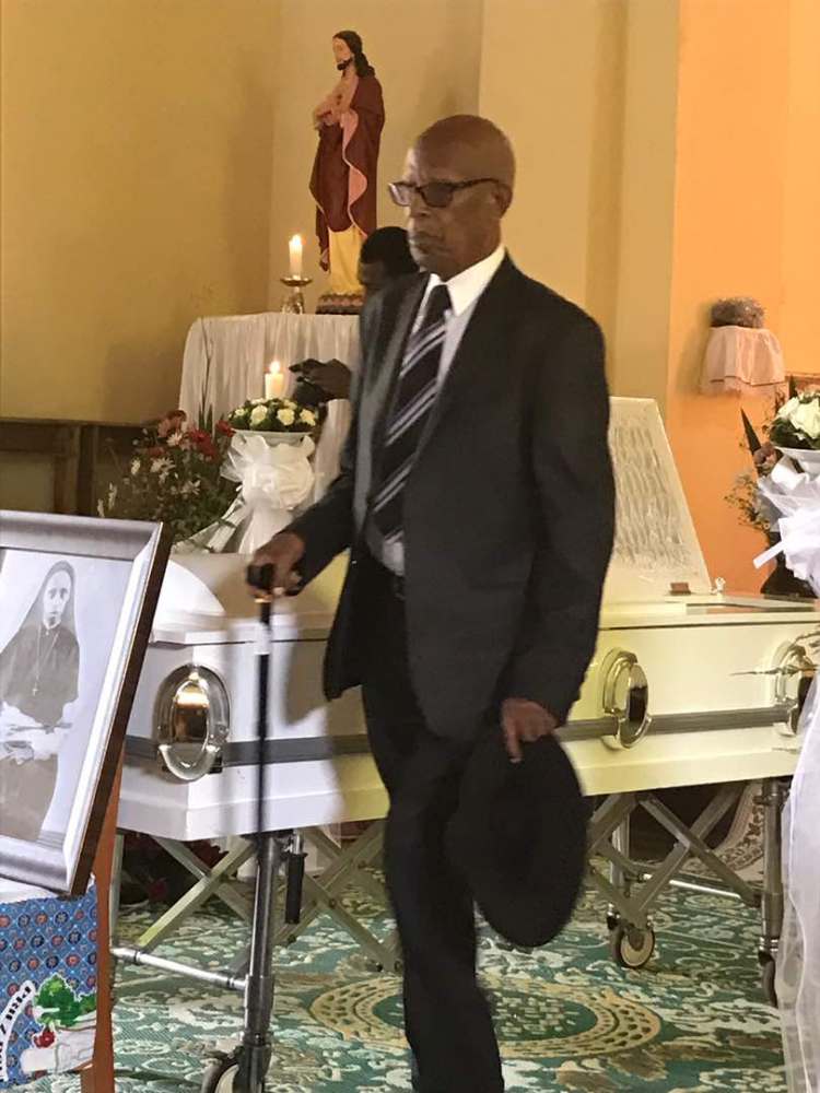 Pastor Ezra Mpyisi attended the funeral of Late nun Mukarushya.