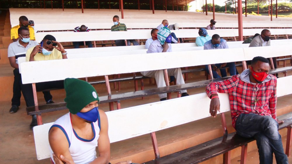19 people were arrested in the bar in violation of the Coronavirus regulations