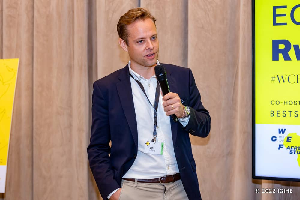 The Managing Director of BESTSELLER Foundation, Jannek Hagen speaking to participants of the event. 