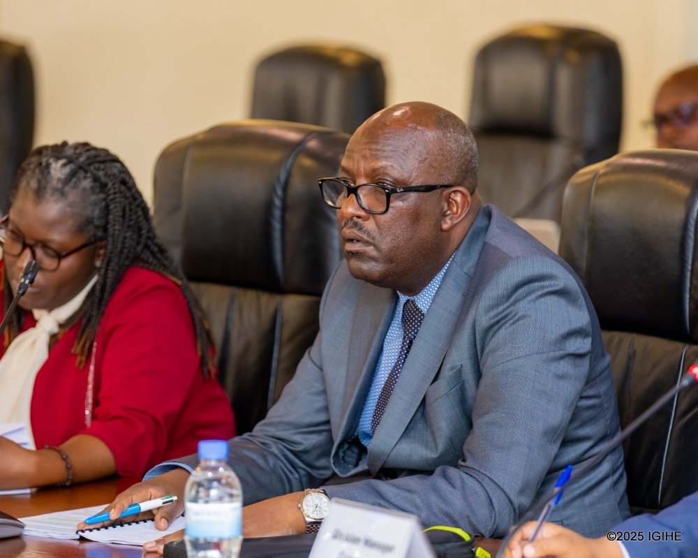 The Director General of CARAES Ndera Hospital, Frère Nkubiri Charles, said that the number of patients being treated continues to rise and has exceeded the hospital’s capacity.