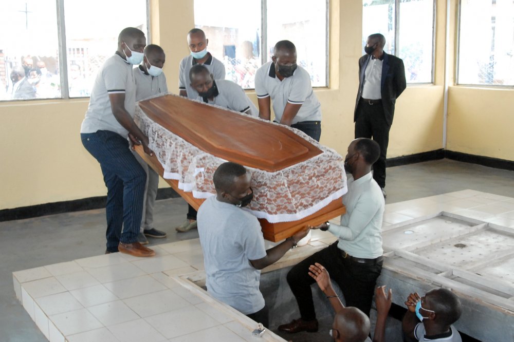 Six remains of Genocide victims recently excavated from Ruramira dam were buried decently.  