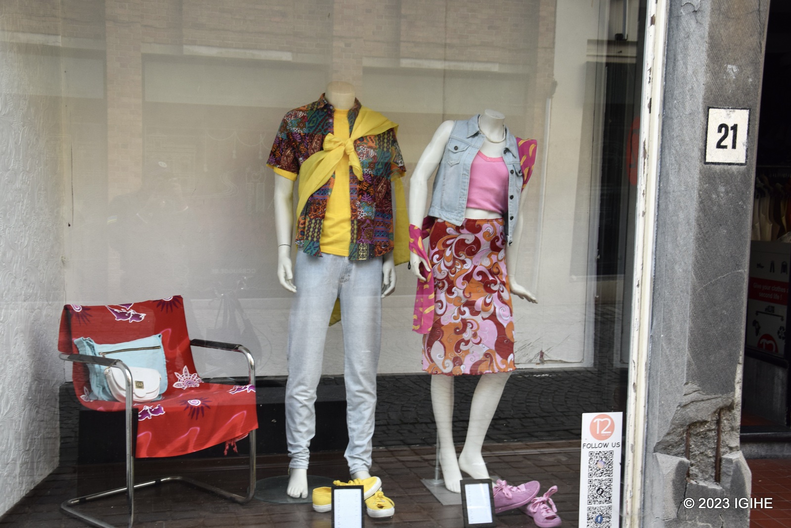 Visitors can buy clothes of their choice exhibited in the area.