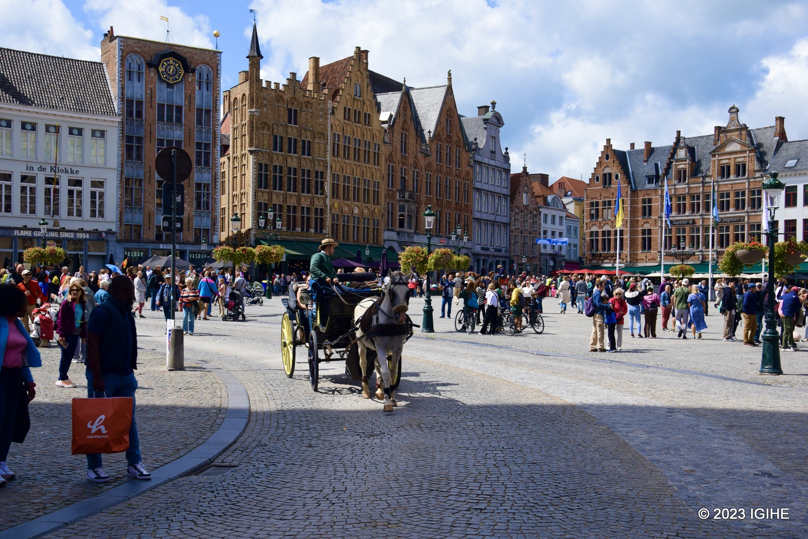 Horses and bicycles are the predominant mode of transport in the city.