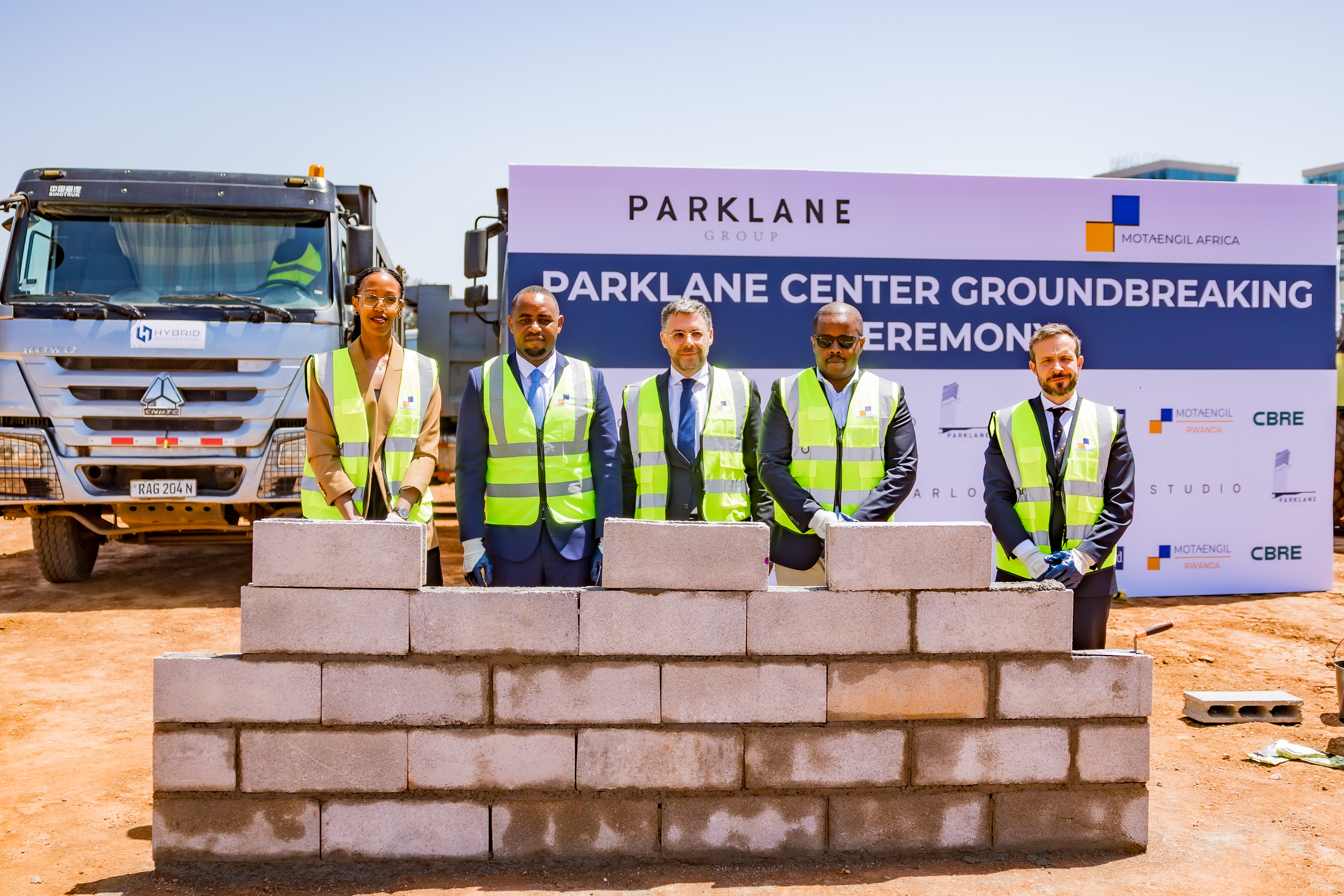 The development is a joint venture between Parklane Group and Mota-Engil Africa, a subsidiary of the Portuguese construction giant Mota-Engil.