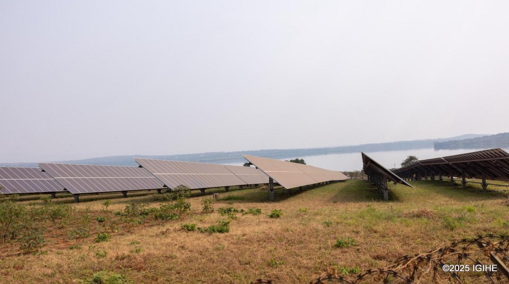 The electric power used for irrigation comes from solar energy.