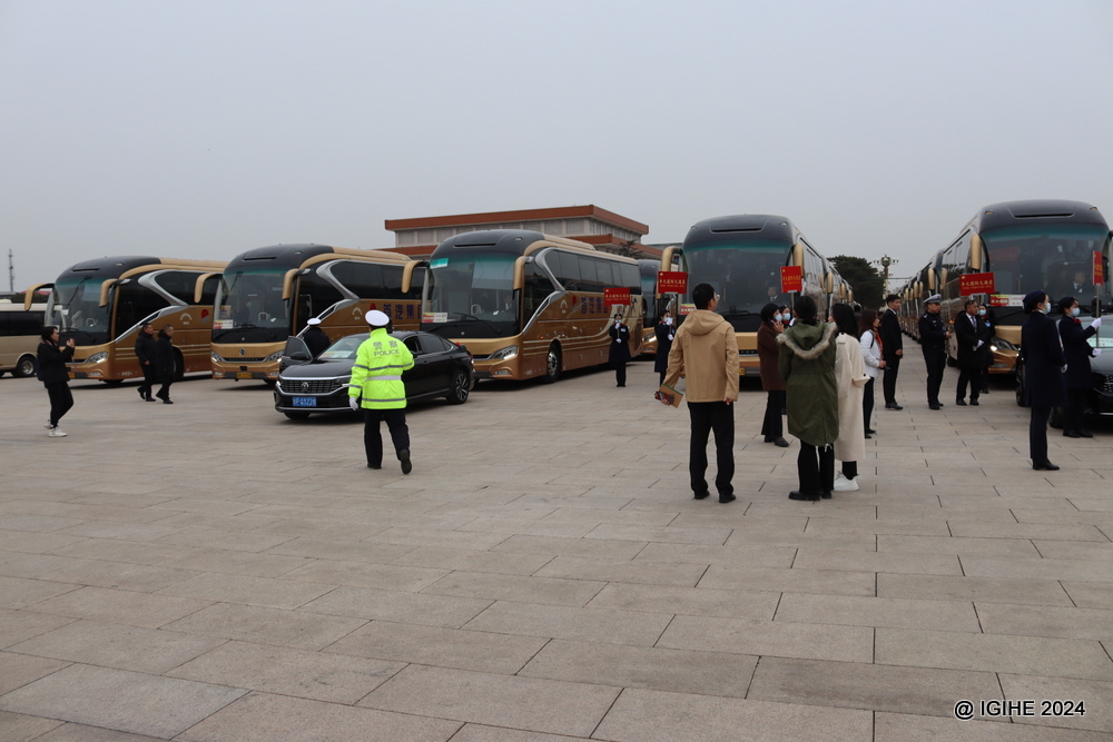 Police officers were deployed to ensure smooth traffic flow at Tiananmen Square.