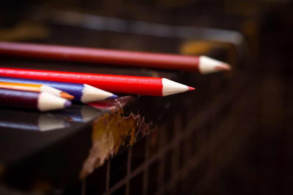 Easels, pencils, and paints were readily available for guests who wanted to paint