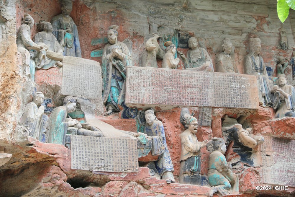 Declared a World Heritage Site by UNESCO in 1999, these carvings are celebrated not just for their historical significance, but also for their artistic mastery.