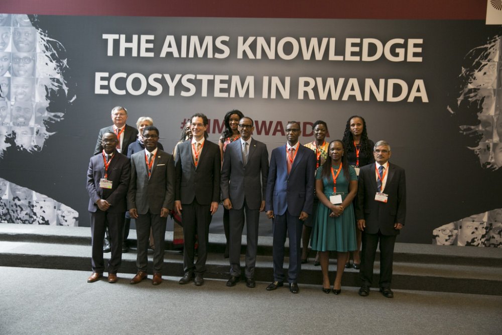 President Kagame in a group photos with officials attending the launch of African Institute for Mathematical Sciences.